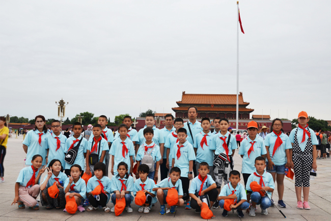 中国信保团委成功举办新疆青少年“融情夏令营”活动