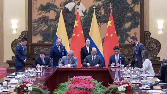 中国信保与哥伦比亚贸易投资旅游局、哥伦比亚外贸银行签署合作文件